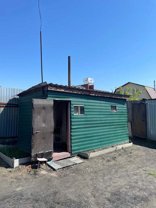 продам 4 комнатный дом