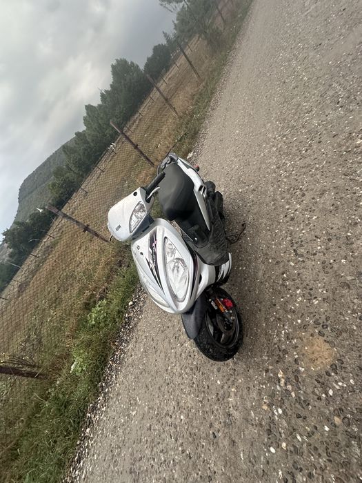 Vănd scuter sym superjet