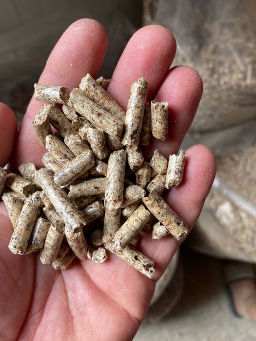 Peleti rășinoase 1600 tona  (oferta ) calitate A1