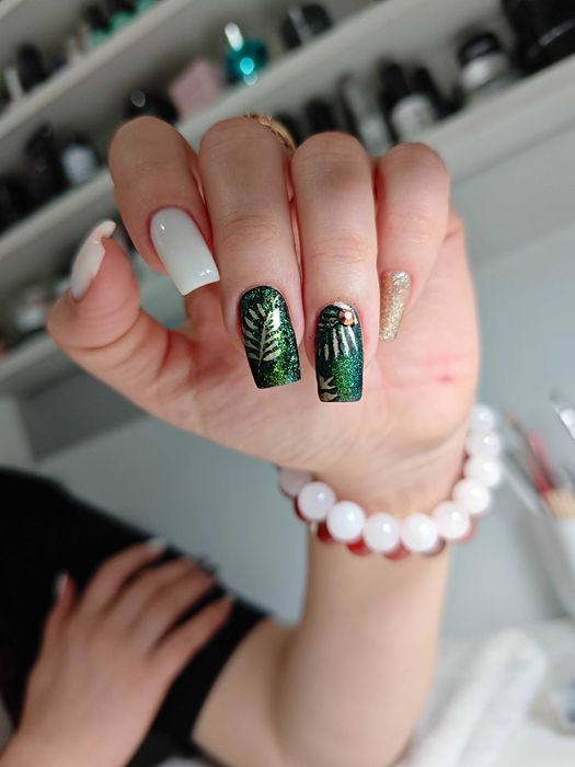 Маникюр + дизайн  в подарок