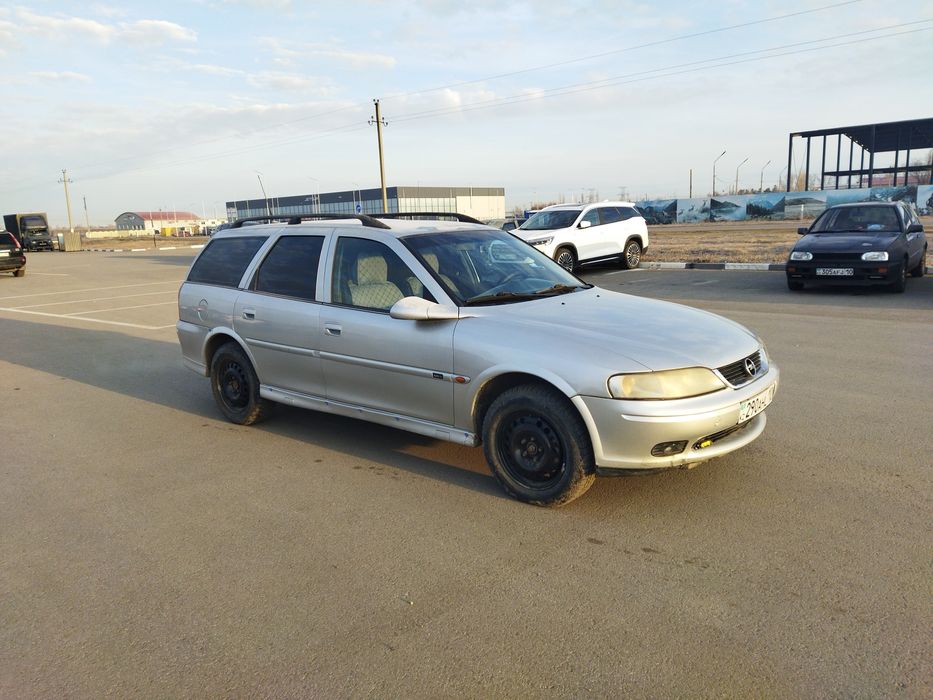 Опель вектра Б. Универсал. Дизель!