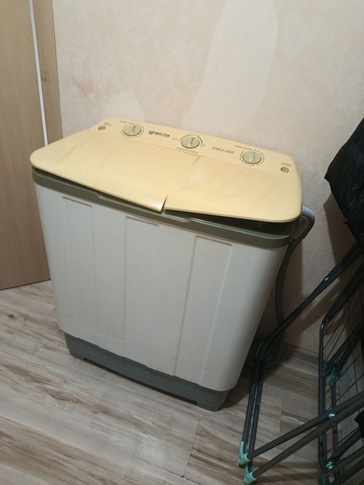 Продам стиральную машинку