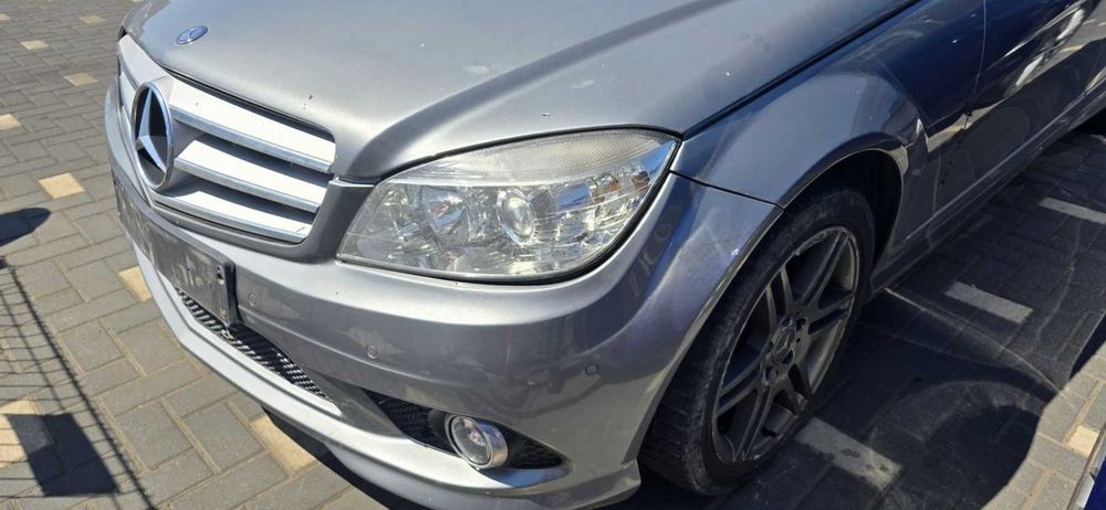 Dezmembrari dezmembrez Mercedes C-Class W204 2.2 diesel cod motor OM646811