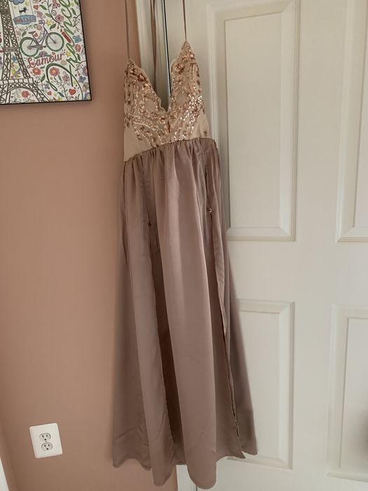 Официална бутикова рокля