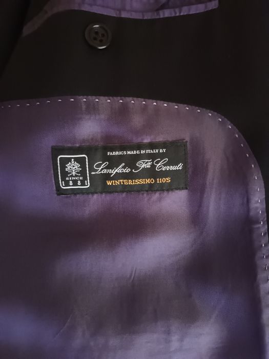 Официален мъжки костюм