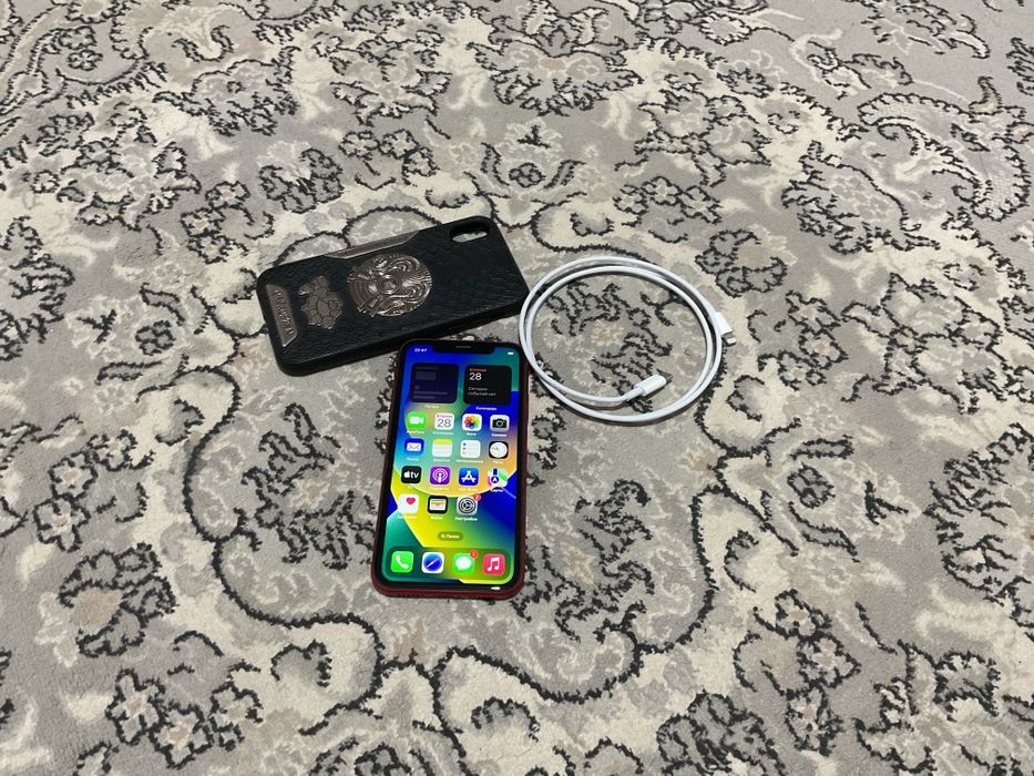 Iphone xr 128гб в идеале