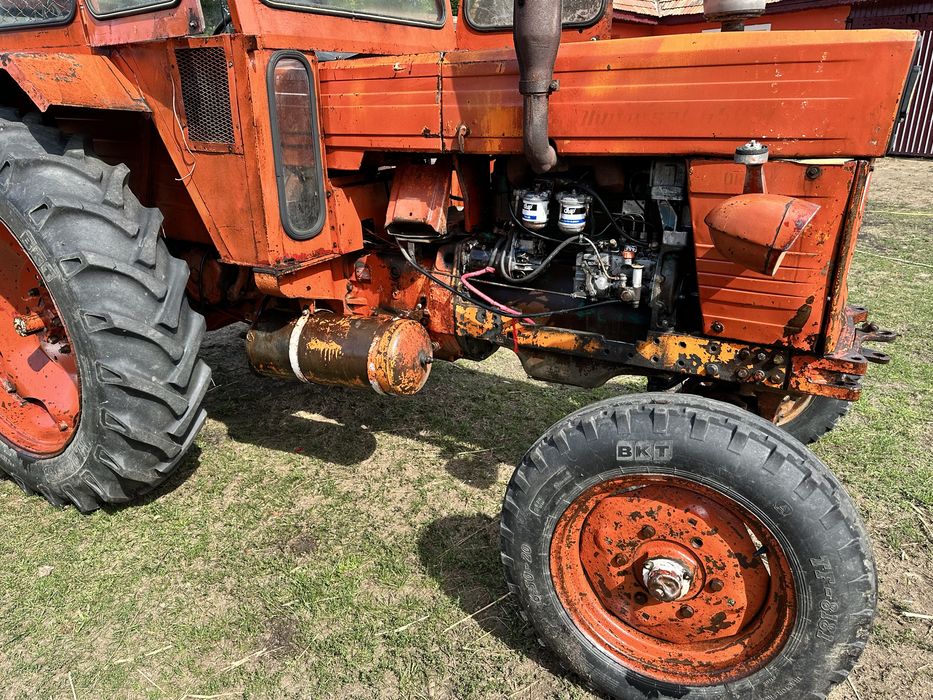 Tractor Universal 650M cu carte tehnica