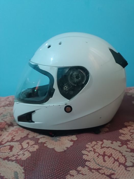 Продаётся шлем каска