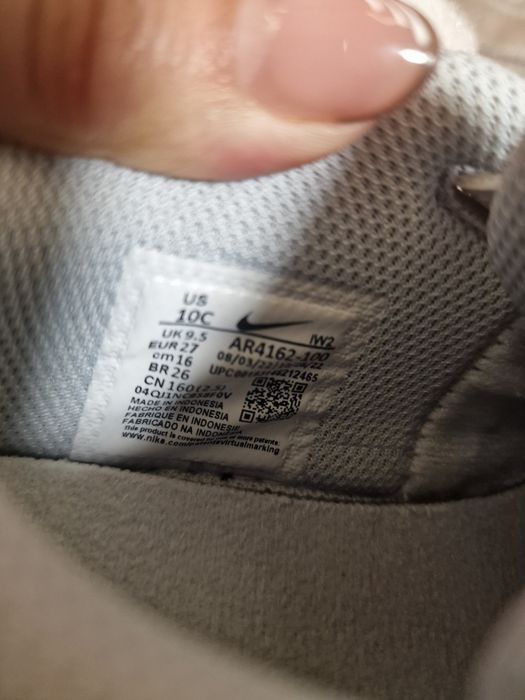 Детски напромокаеми боти и маратонки Nike за момче 27, 28
