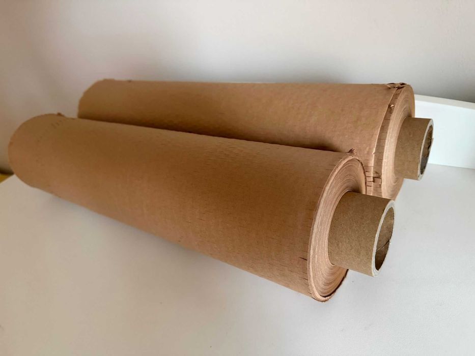 2 бр. разтегателна хартия „Пчелна пита“ – 80 м / 50 см