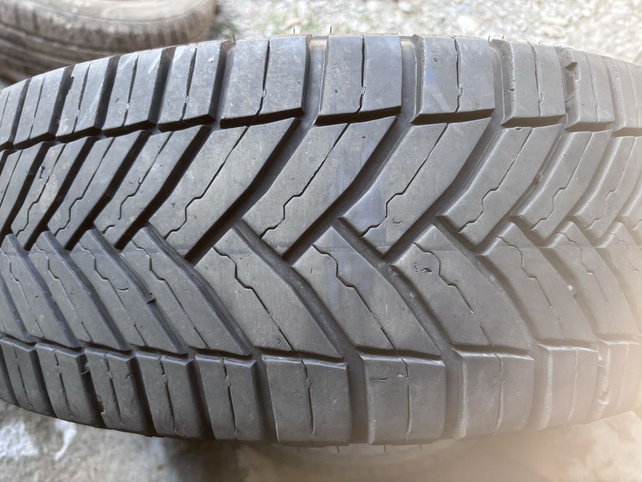 За Бус 215/65/16 Michelin 2 бр 2023