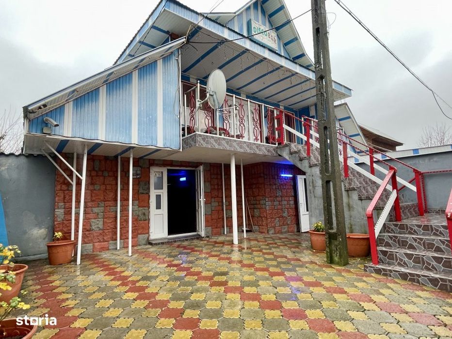 Casa 445 mp Dochia –spatii foarte mari, 5000 mp curte, ideal familie