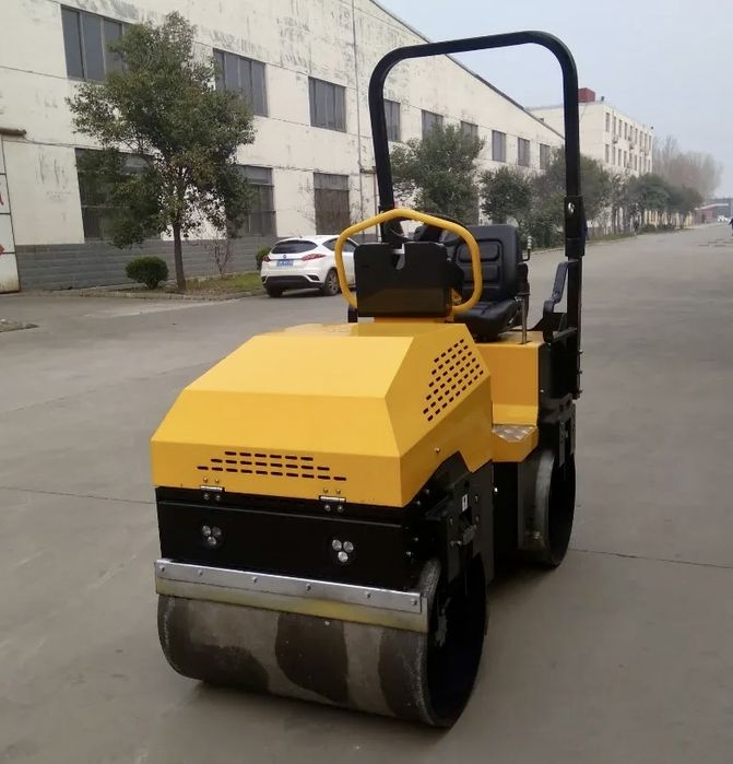 Каток Виброкаток 1501 кг ser