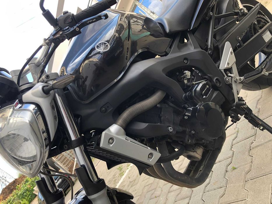 Motocicleta yamaha 600
