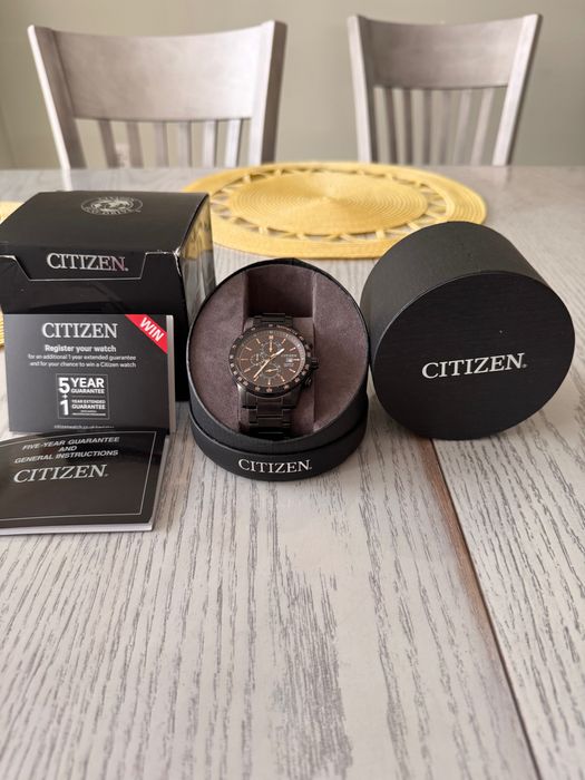Часовник Citizen quartz chronograph