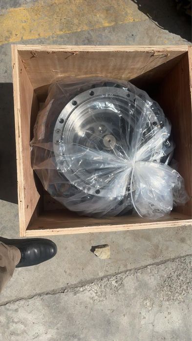 Редуктор экскаватор вольво