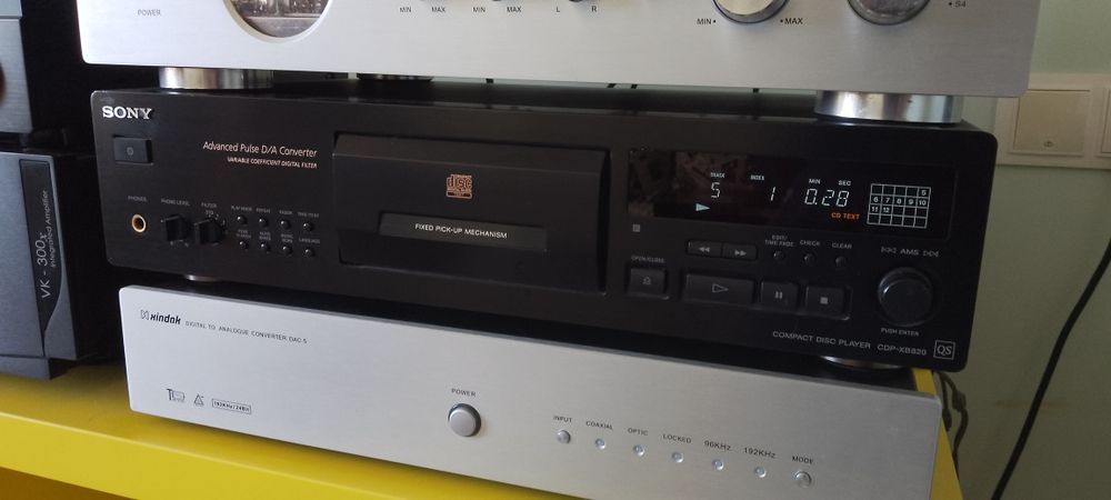 Sony CDP-XB 820 qs