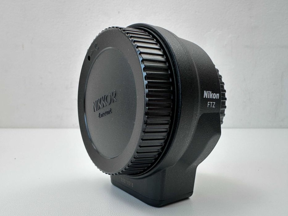 Nikon FTZ адаптер за Nikon F обективи към Nikon Z безогледални фотоапарати