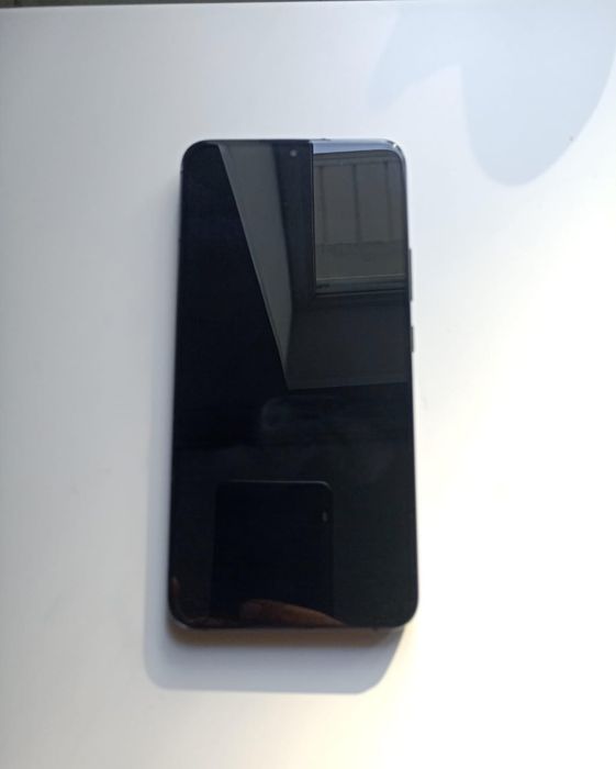 Samsung galaxy S22 plus 8/256 как новый