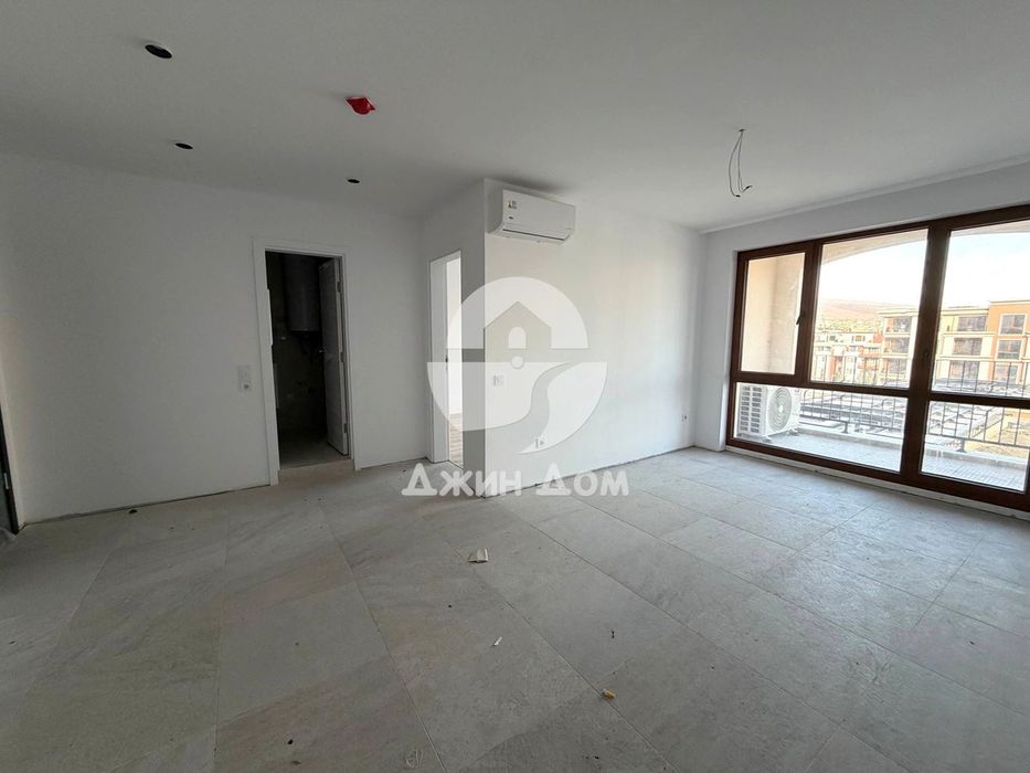 Продава се Тристаен апартамент в к.к. Слънчев бряг - 92 кв.м за 1275 €/кв.м - Снимка #2