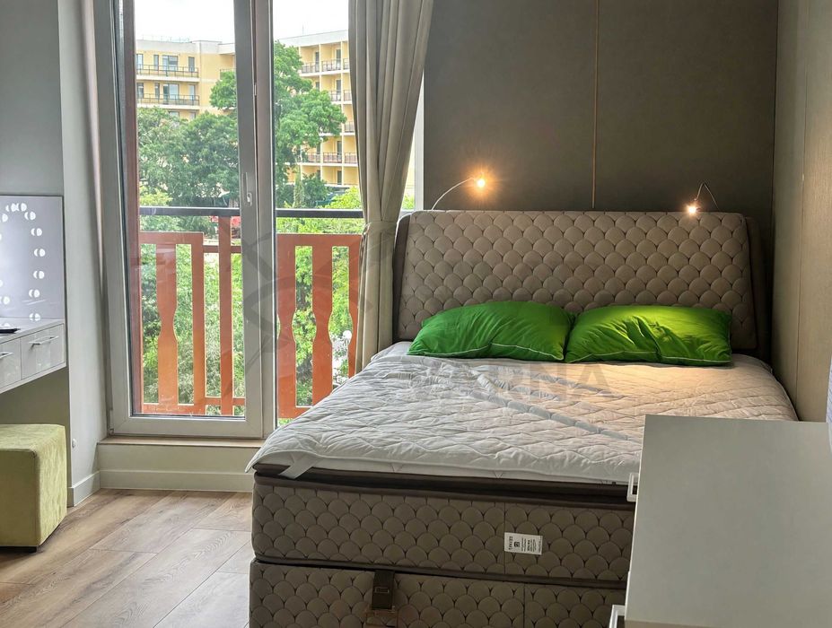 Двустаен апартамент в Св.Св. Константин и Елена! 21900872