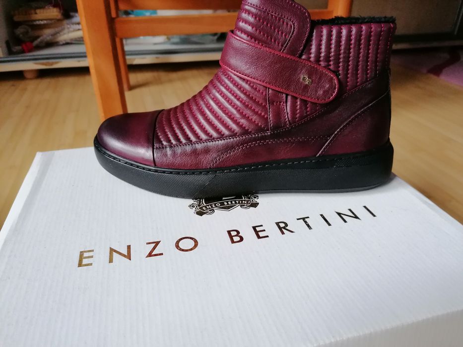 Vând ghete Enzo Bertini