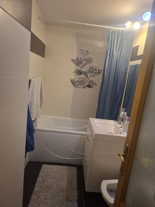 De închiriat apartament 2 camere Bucovina
