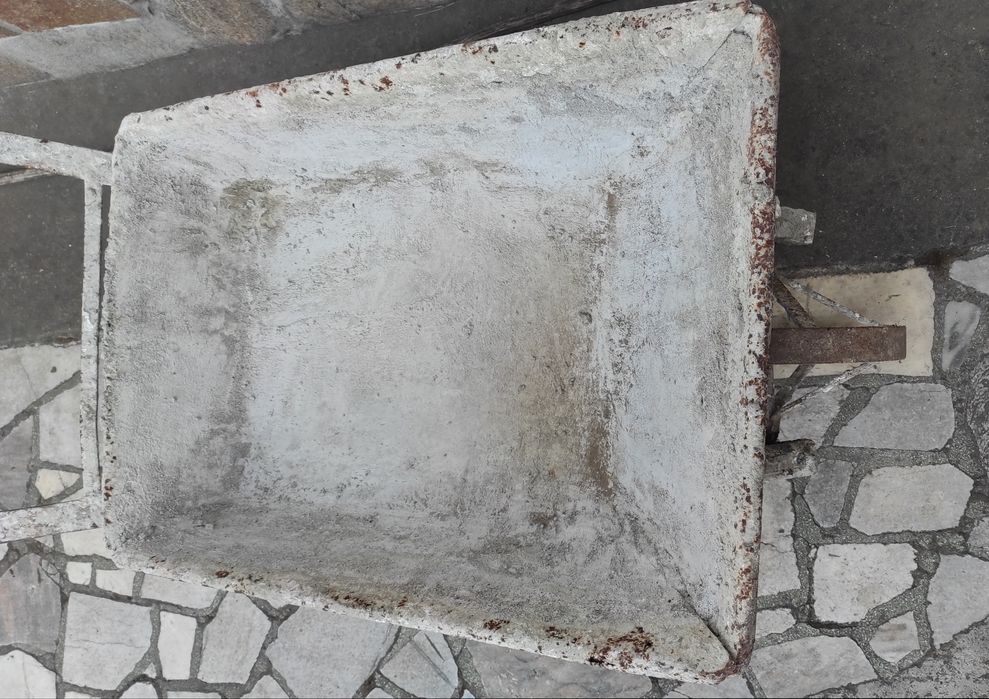 Ръчна количка за строителни работи