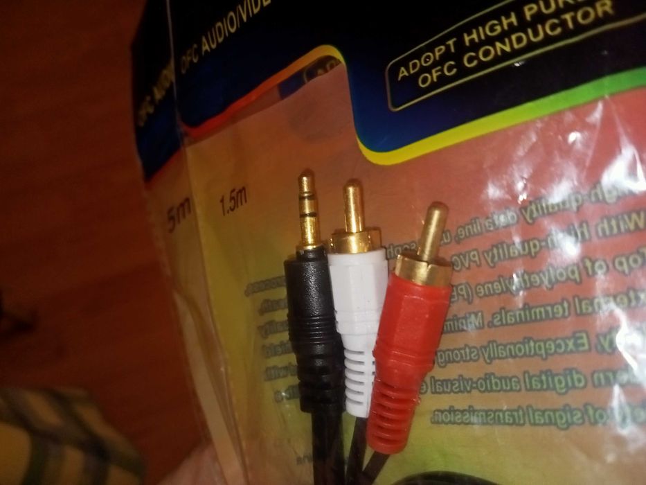 Кабель 3.5 mini-jack - RCA (аудио аукс/AUX - «тюльпан» «колокольчик»)