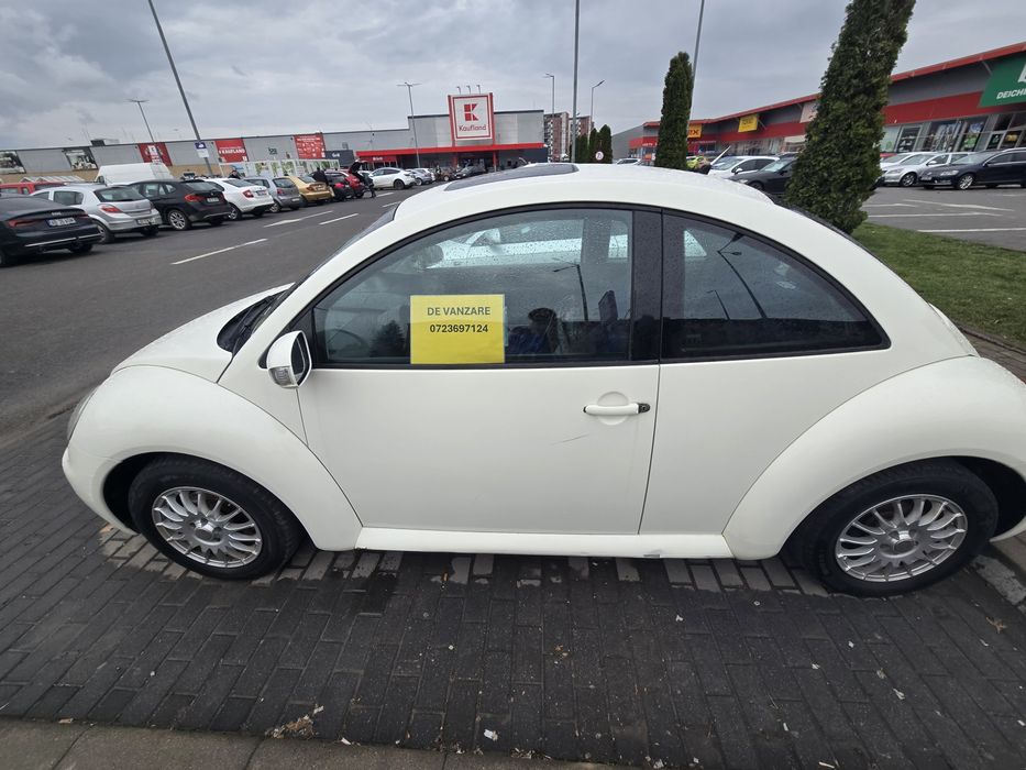 Vw New Beetle 2004 1.6i
Vw New Beetle 2004 1.6i - 2
Vw New Beetle 200