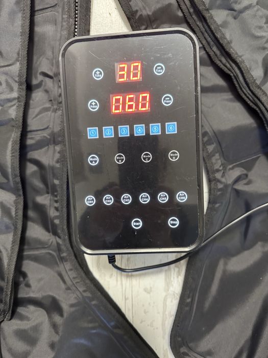 Уред за пресотерапия за крака