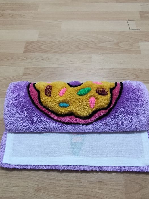 Decorațiune lucrată manual