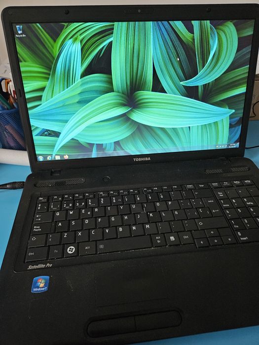 Laptop Toshiba Satellite Pro W7