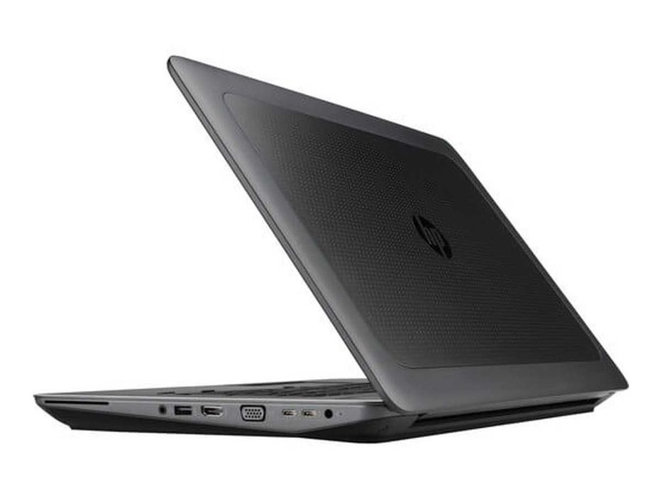 Лаптоп HP ZBook 17 G3 E3-1535M V5 M2000M 32GB 512GB SSD NVME с до 24 МЕСЕЦА ГАРАНЦИЯ и Windows 11 PRO