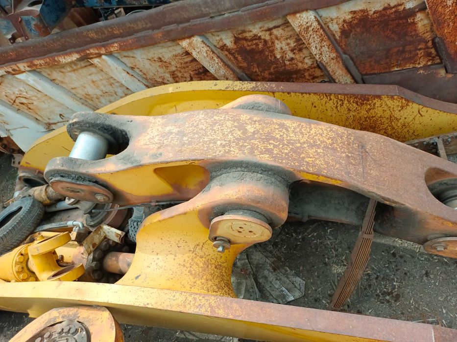 Запчасти на WA-700