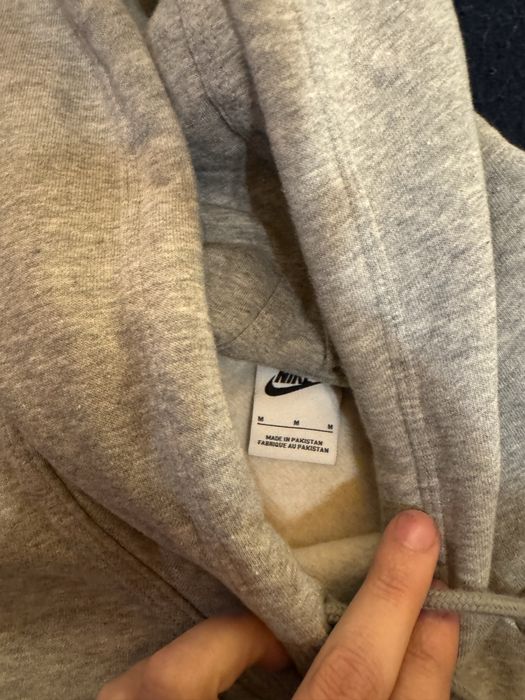 Сиво пуловер Nike M