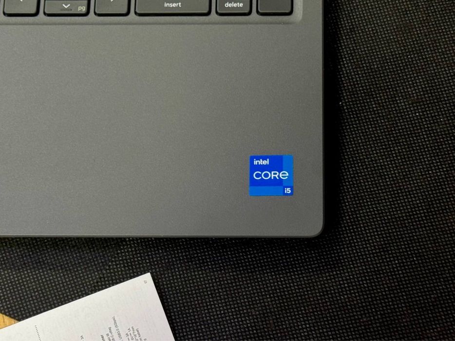 DELL Latitude 3540 Biznes Toifadagi kuchli Notebook 13-AVLOD