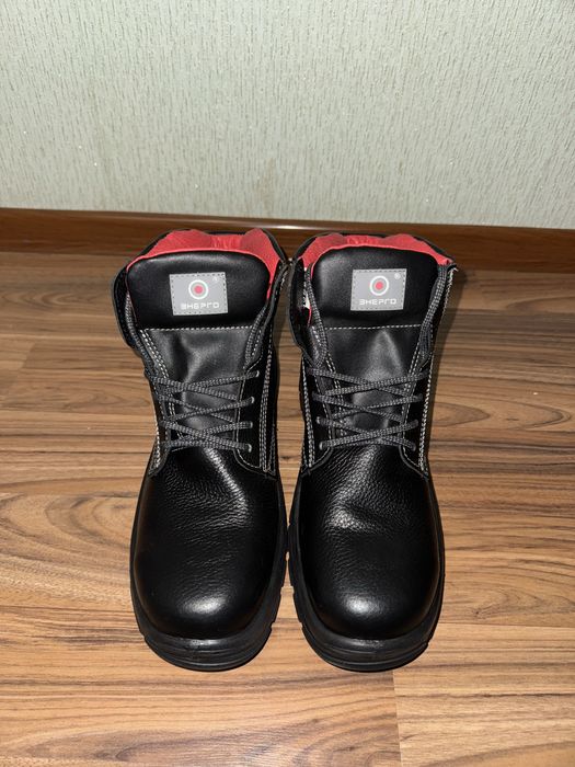 Продам ботинки рабочие