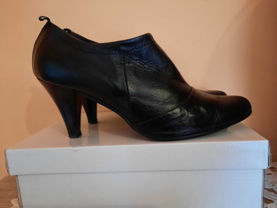 Боти Dikos номер 40