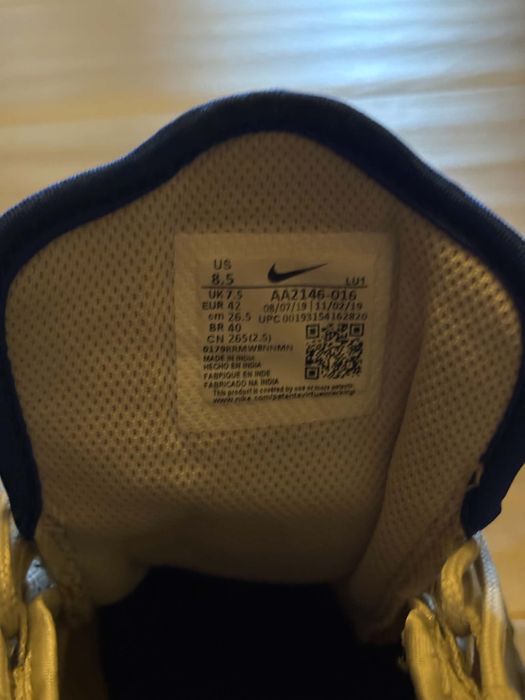 Adidași Nike Air Max Axis