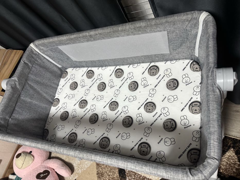 Продам манеж в отличном состоянии