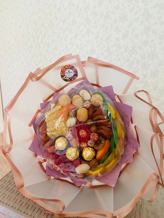 Букет из сухофруктов