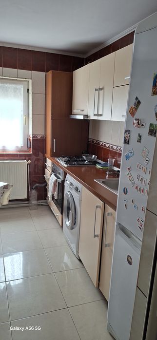 Apartamente de vanzare