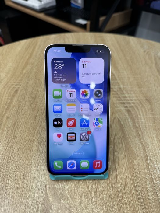 Iphone 13 розовый