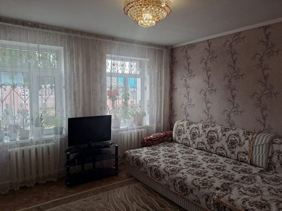 Продается полдома