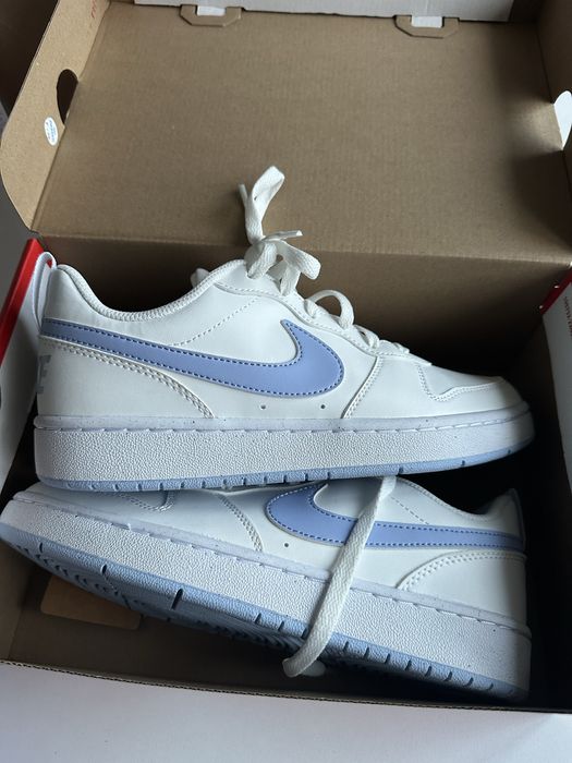 Маратонки Nike 39 номер