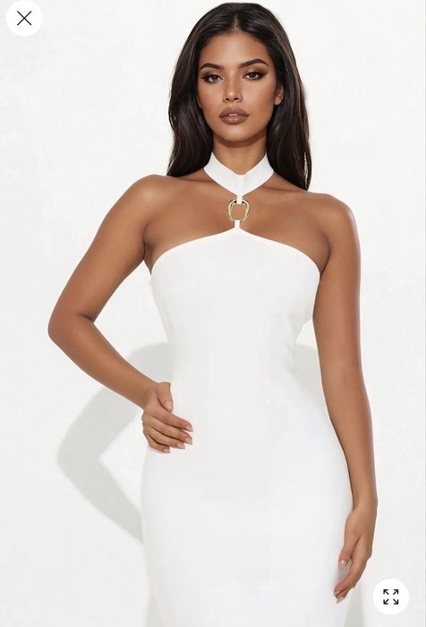 Нова бяла бандажна рокля