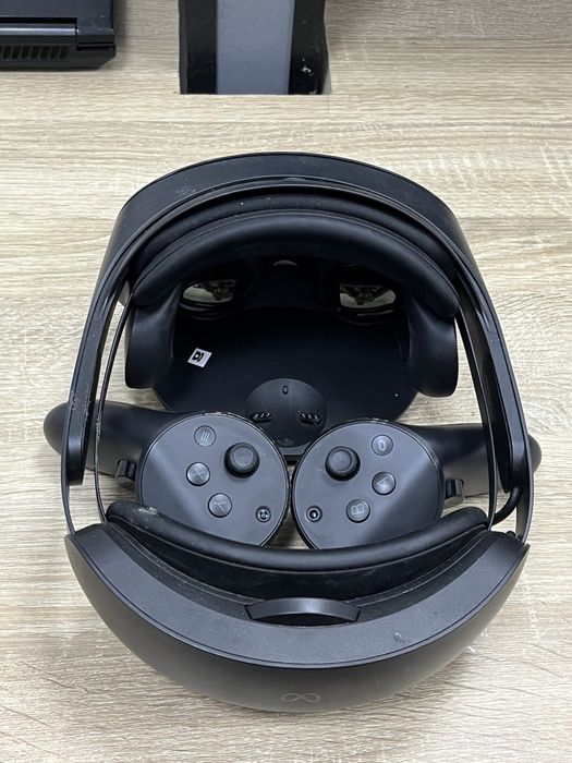 (Amanet Cashpoint) Meta Quest Pro VR - Stare Perfecta!