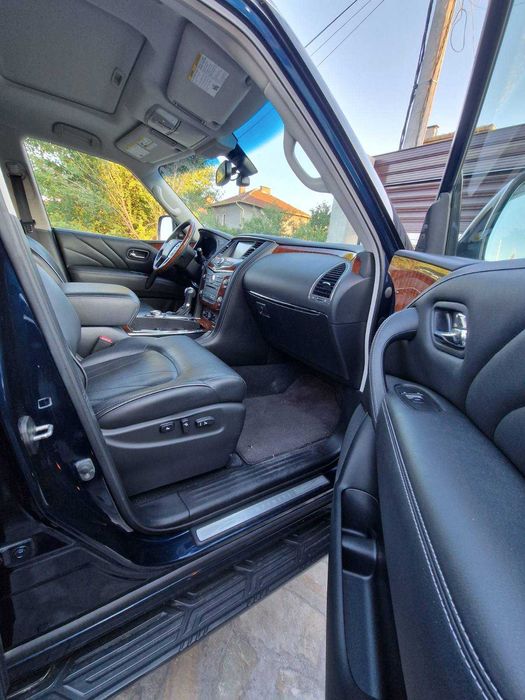 инфинити QX80 на 80 000 км. , 7 места
