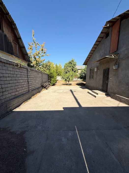 Продается Дача, Паркент остановка Нилюфар